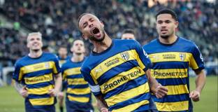 Парма - Монца 2:1 